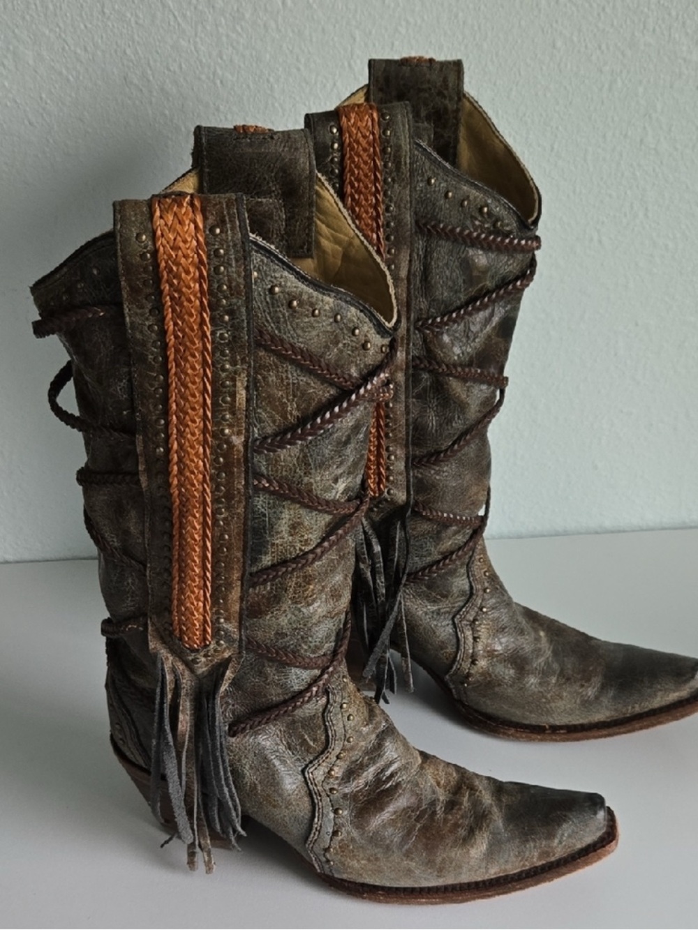 CORRAL Women’s Distressed Dk Grey Leather Western Boots w/Braided Trim Sz 9 EUC